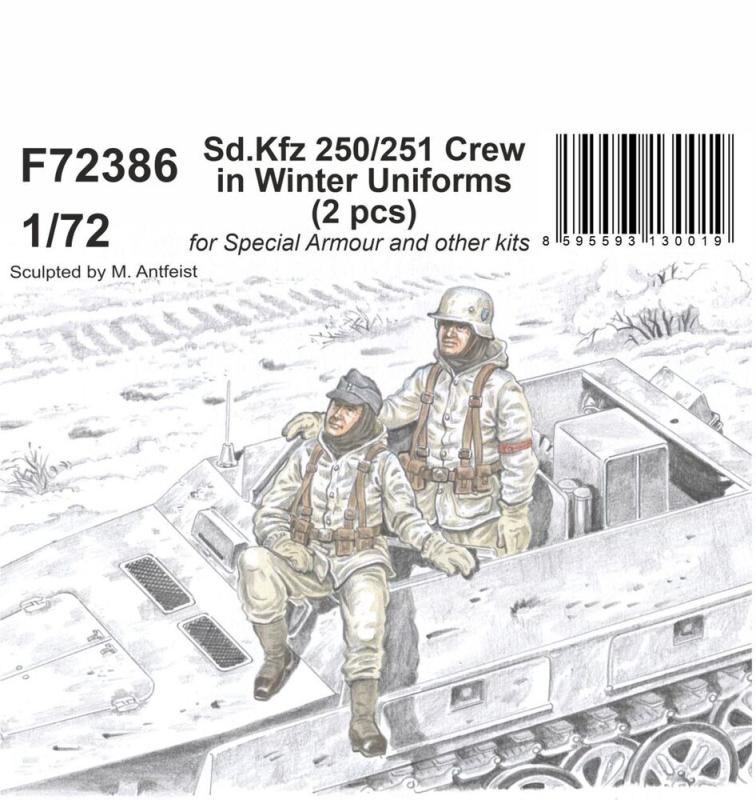 Sd.Kfz 250/251 Crew in Winter Uniforms