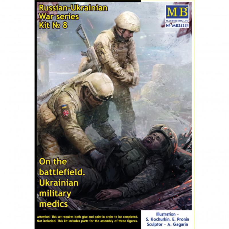 On the battlefield - Ukrainian military medics - Russian-Ukrainian War series, Kit 8