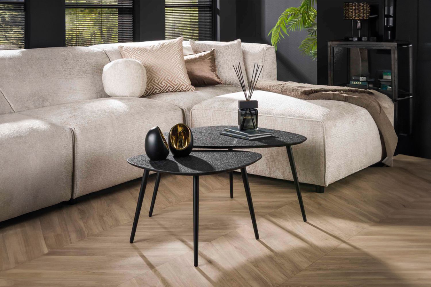 KAWOLA Couchtisch LAUCA Set 2-tlg. Metall schwarz dreieckig