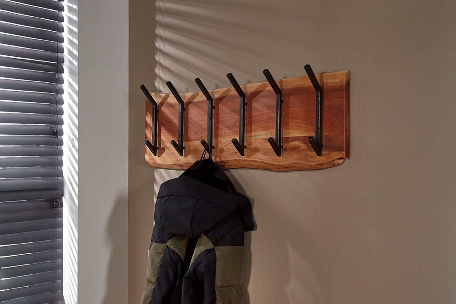 KAWOLA Garderobe NEREA Akazie Metall 12 Haken braun