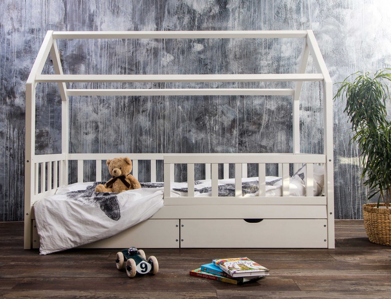 Massivholz Hausbett mit Schubkästen in 2 Größen