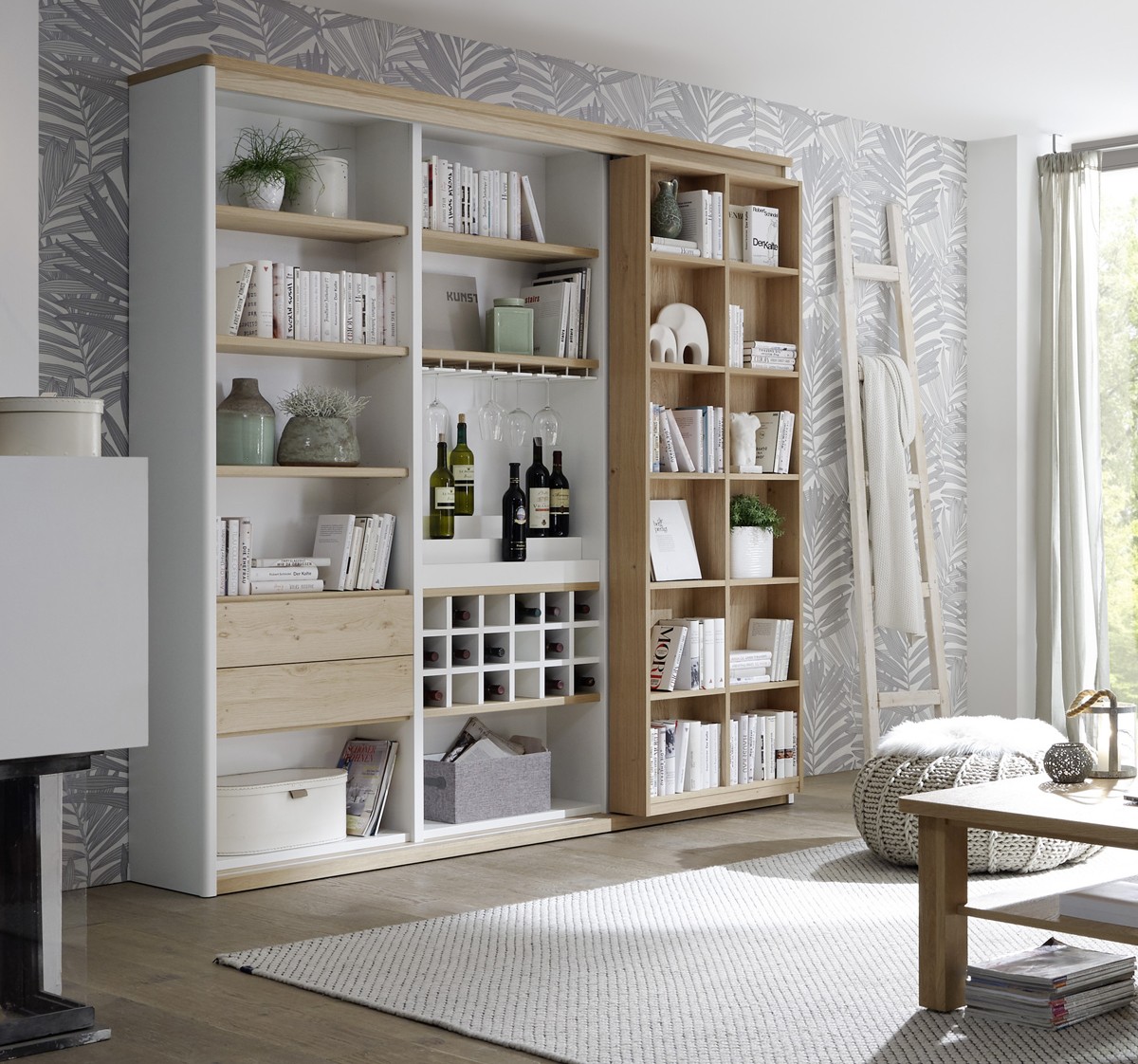 Solution Bücherregal mit Schieberegal