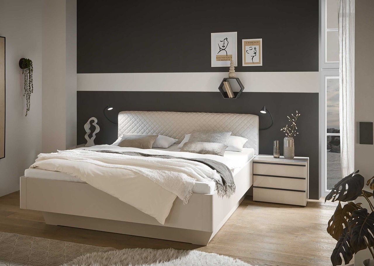 Staud Sinfonie Plus Bett schwebend