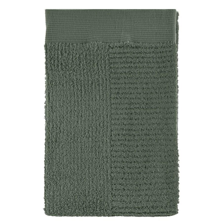 Badehandtuch Classic 70x140cm oliv grün | Zone Denmark Luxuriöses Duschtuch aus reiner Baumwolle 600g/m² extrem saugfähig für Wellness und Badezimmer.