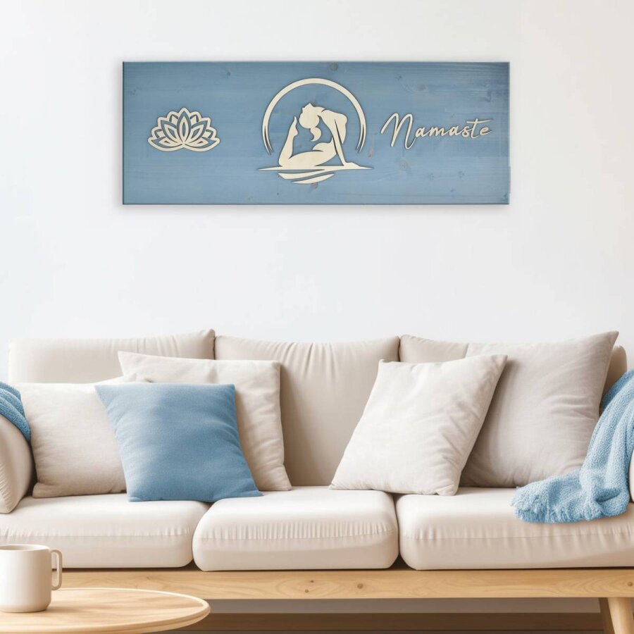 Raumzutaten Wandbild aus Holz 80x30cm YOGA 'Poorna Bhujangasana - Königskobra'