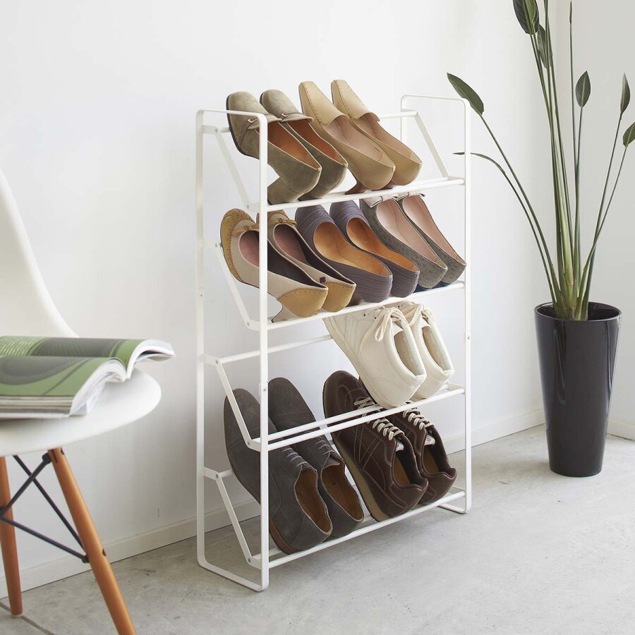 Schuhregal schmal 4 Etagen freistehend 53x17cm | Yamazaki Tower Metall weiß Organizer für 8 bis 12 Paar Schuhe im Flur und kleinen Räumen.