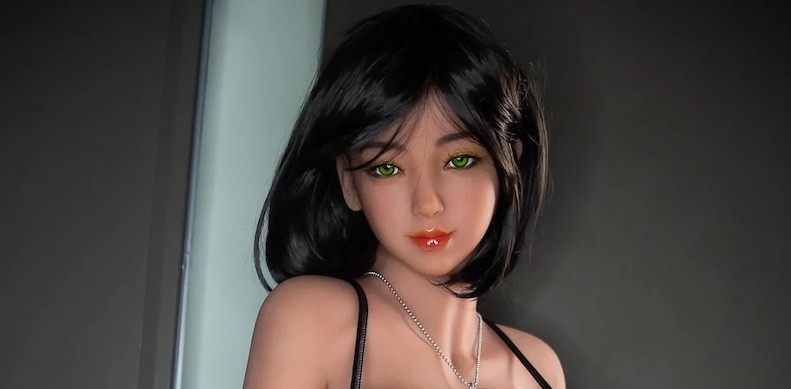 Sexpuppe Alessia- 153 cm D Cup, inkl. Gel gefüllter Brust & Standfunktion, Auf Lager!