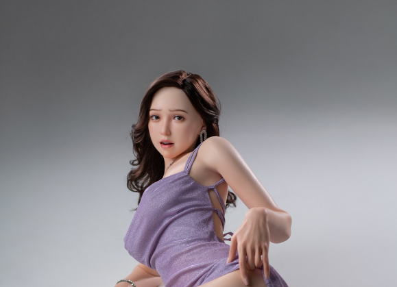 Silikon Sexpuppe Laurie mit beweglichem Kiefer