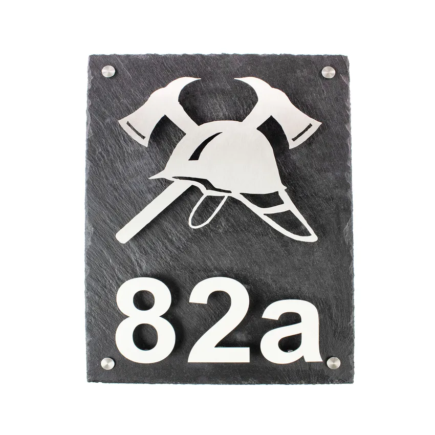 Edelstahlhausnummer auf Schiefer 300 x 400 mm | Helm & Axt
