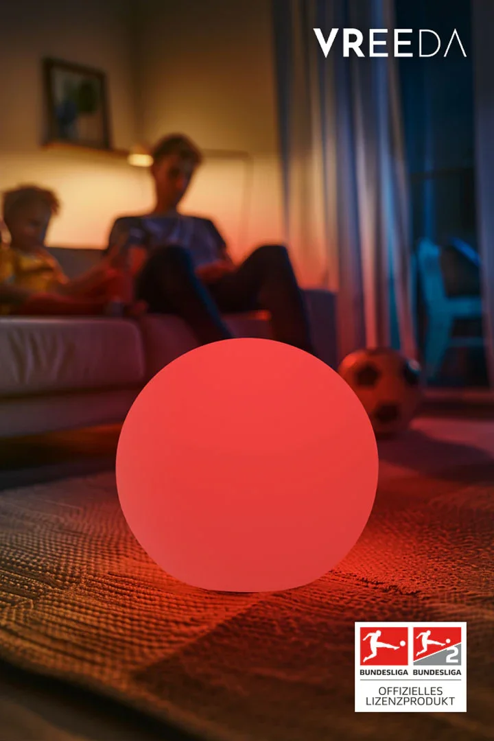 8 Seasons Design Shining Globe mit MIKA Fußball Licht 60cm