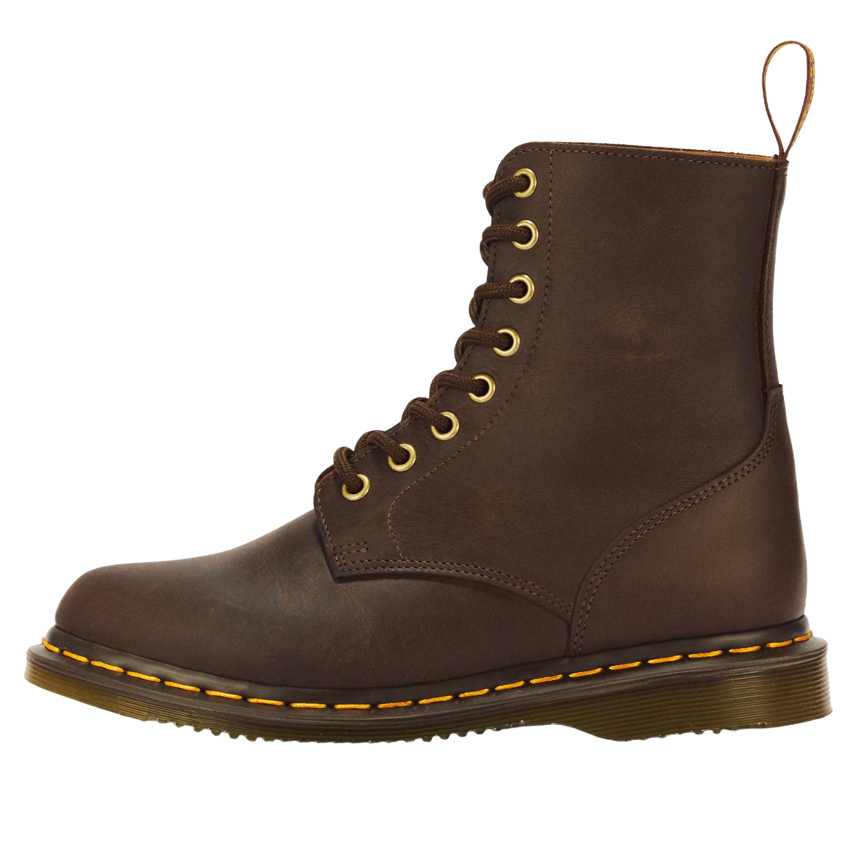 Dr. Martens Daphny 8 Boots