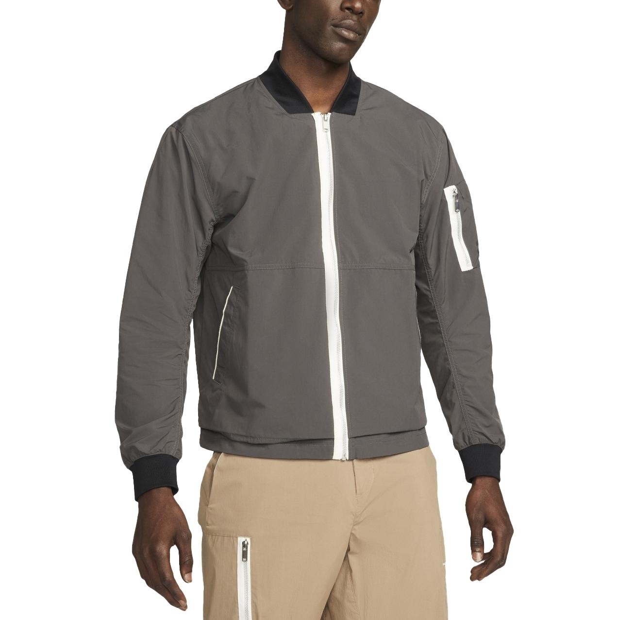 Nike Sportswear Style Essentials