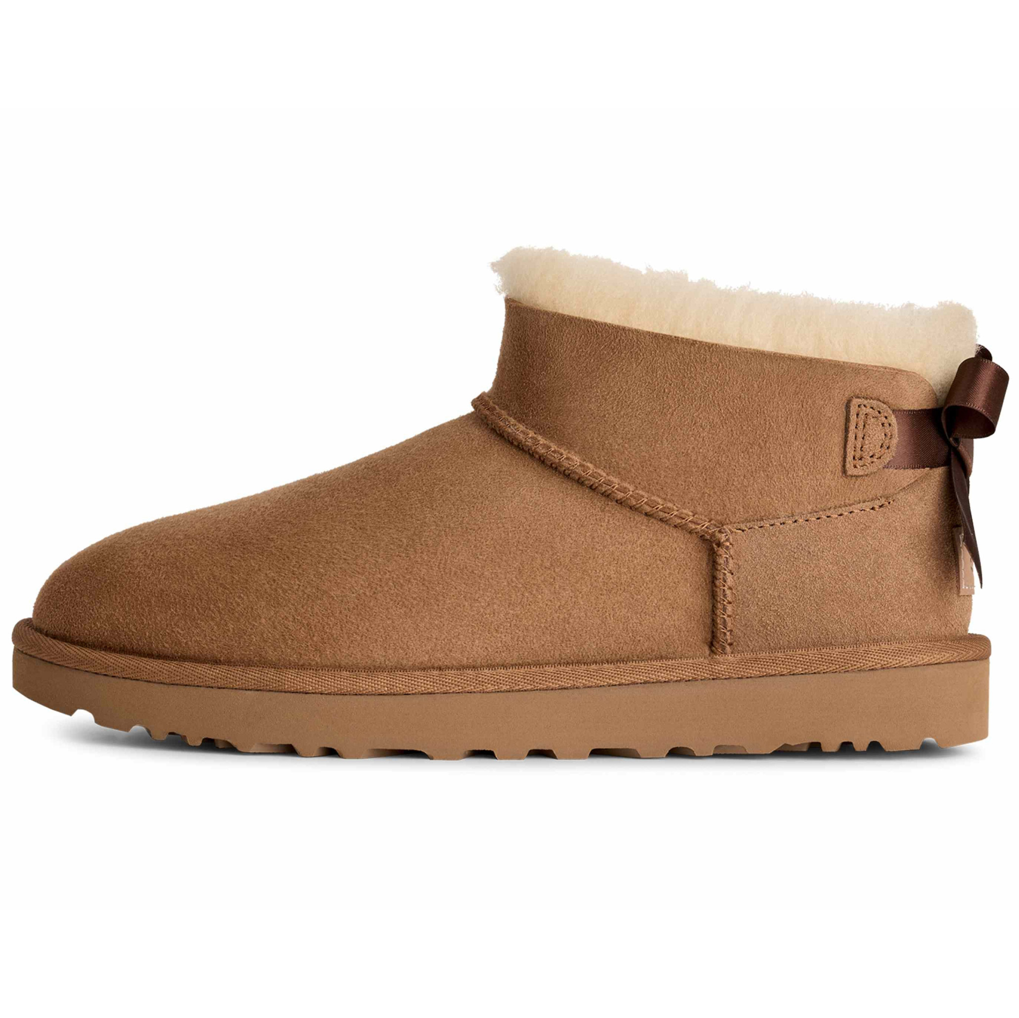 UGG Ultra Mini Bailey Bow Boot