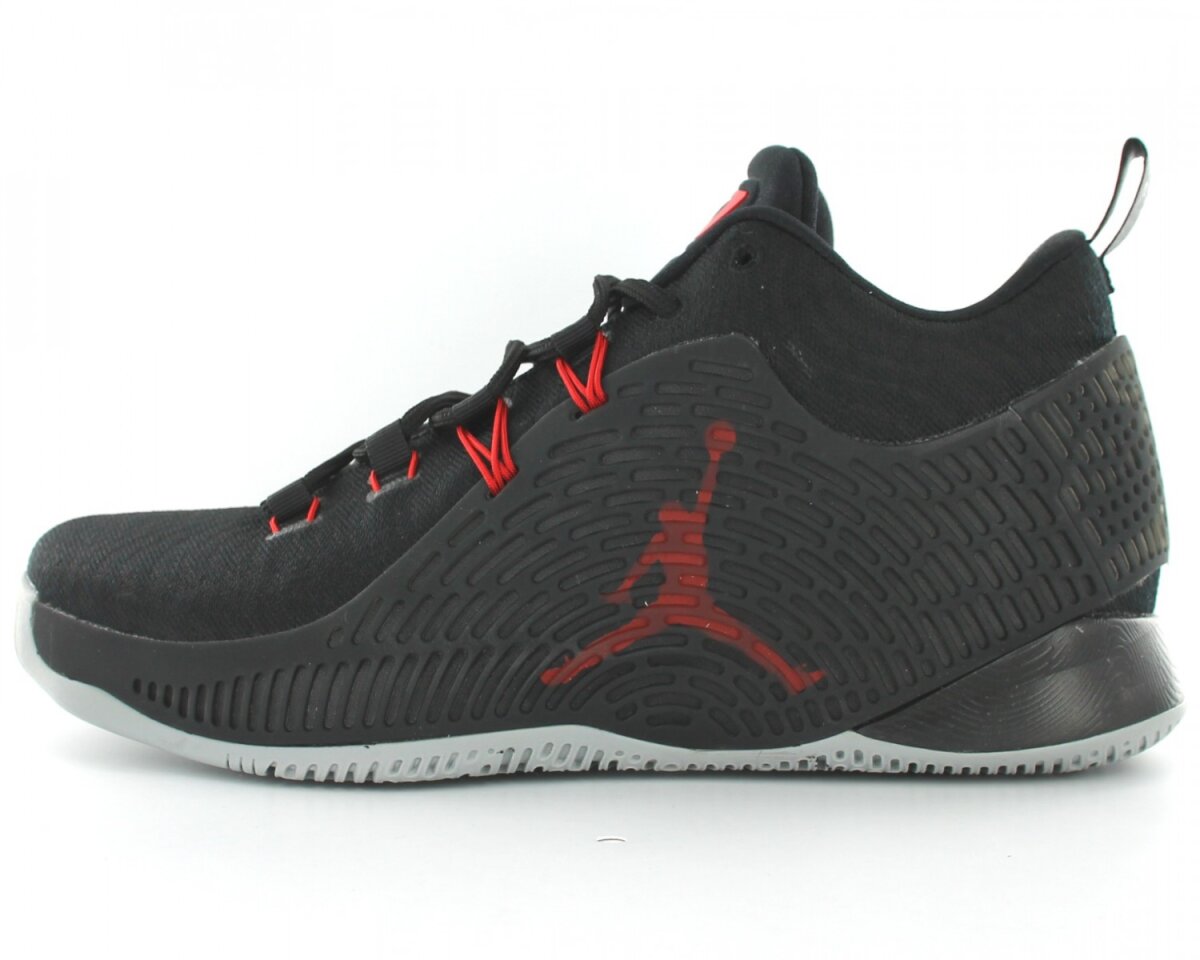 Nike Jordan CP3.X schwarz/grau/rot 46,5