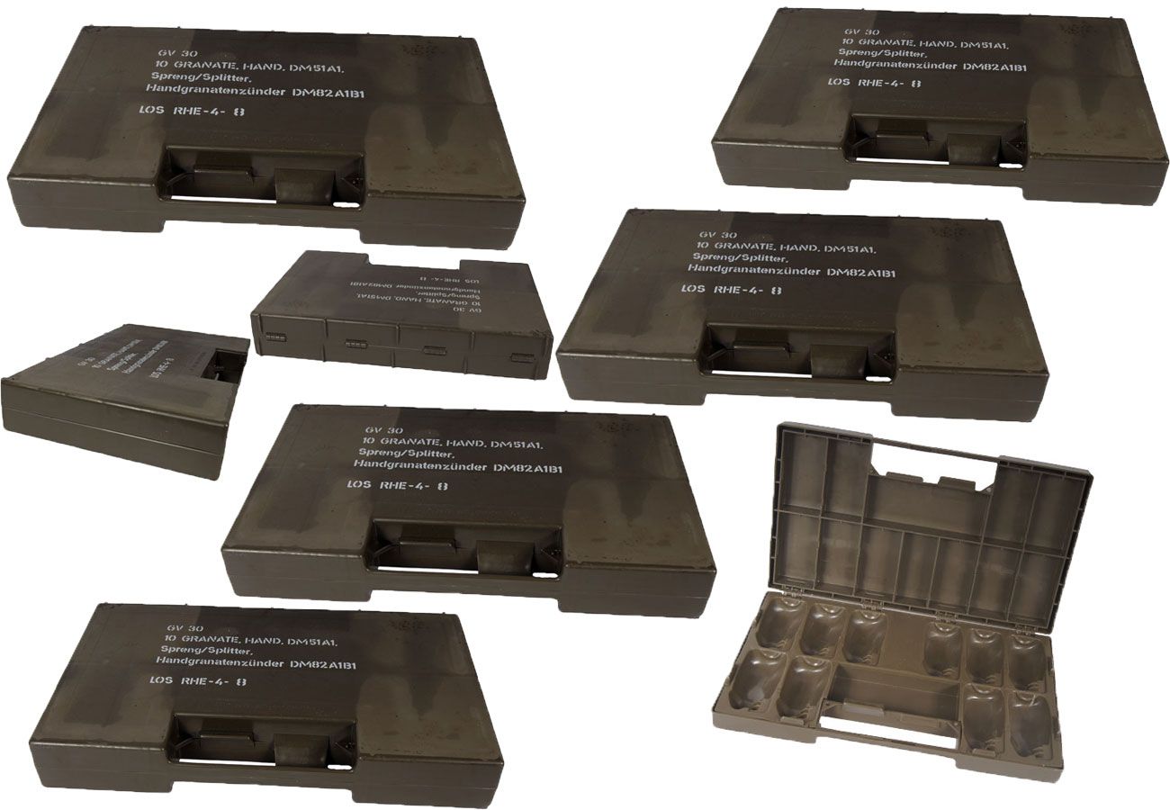 5 St. Bundeswehr Transportkoffer innen abgerundet oliv gebraucht = 4,00 €/Stück