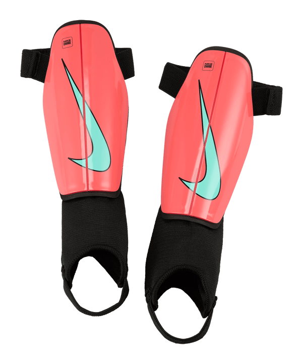 Nike Charge Soccer Schienbeinschoner Orange F850