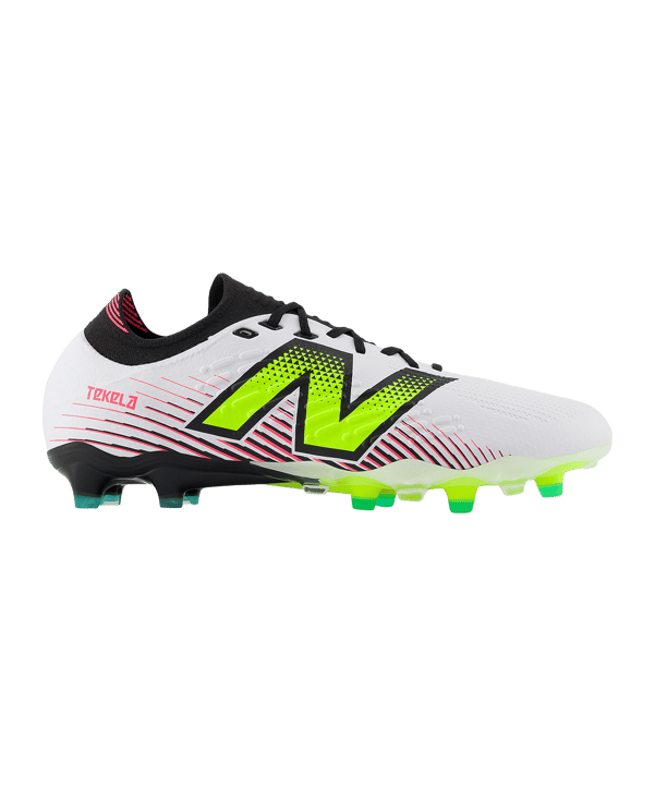 New Balance Tekela Pro Low v4+ FG United in FuelCell Weiss FH45