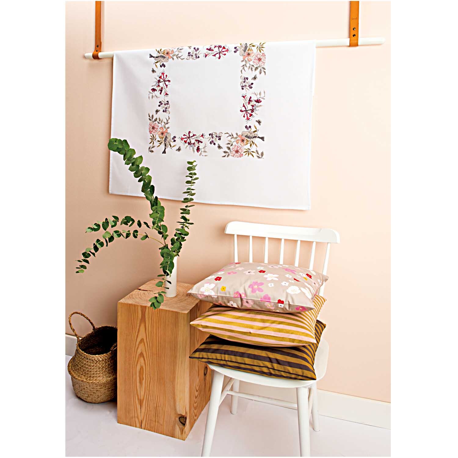Rico Design Stickpackung Tischdecke Vogel 90x90cm