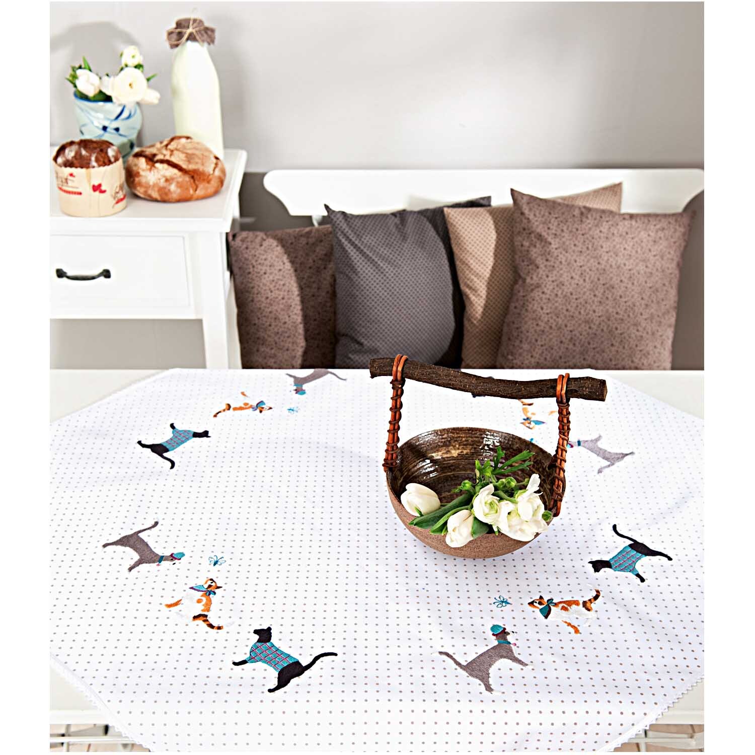 Rico Design Stickpackung Tischdecke Katzen 95x95cm