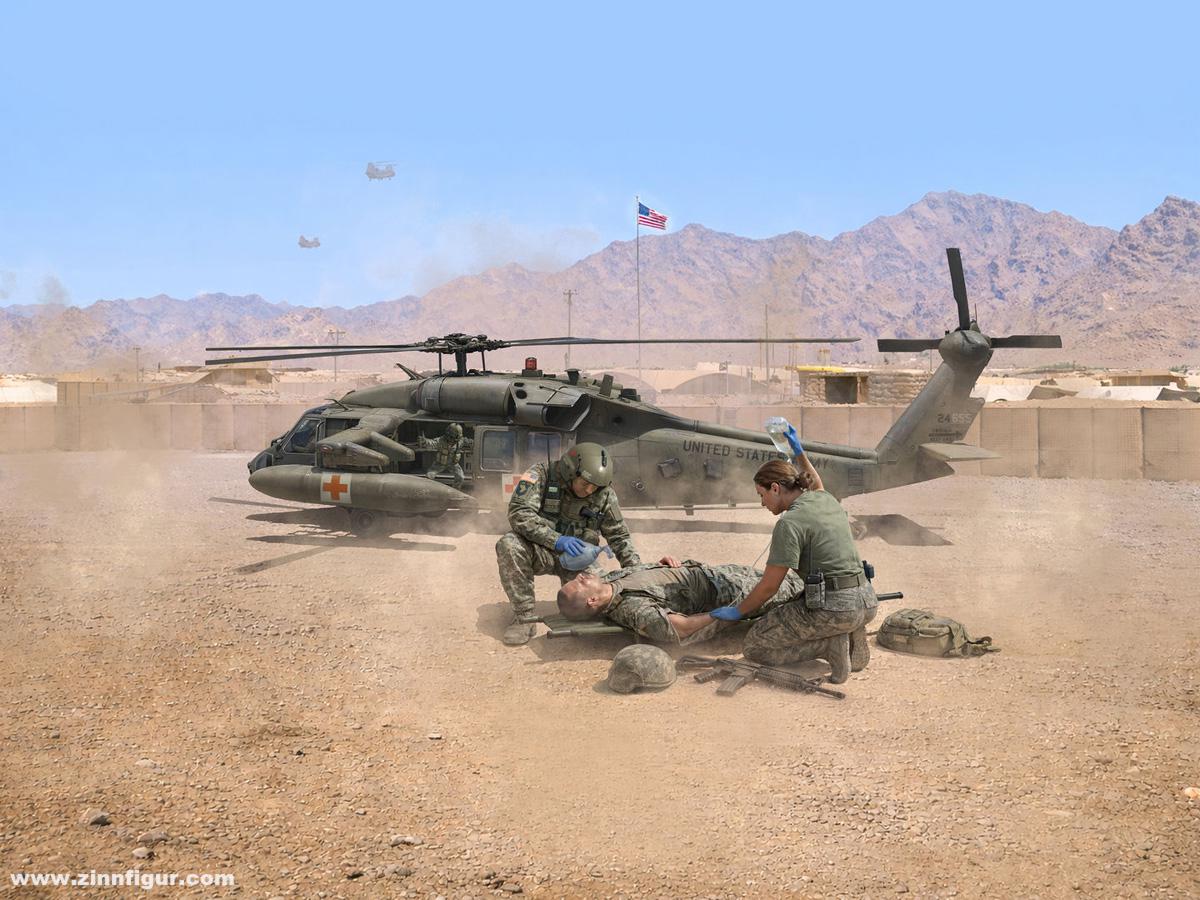 ICM UH-60A Black Hawk MedEvac mit Sanitätern