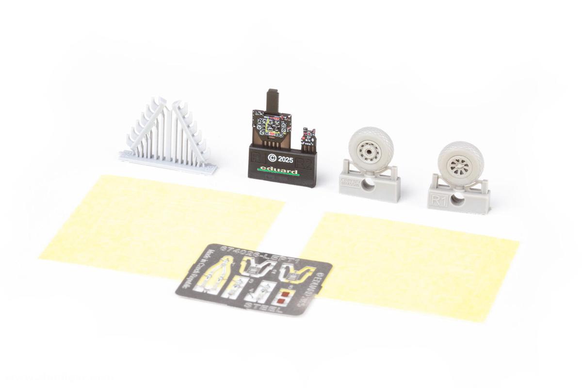 Eduard P-51D Auspuff ohne Verkleidung - LööK+