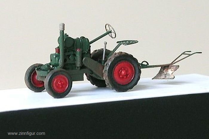 Hauler Svoboda 1937 Traktor mit Pflug