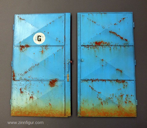 Plus Models Werkstatt Türen