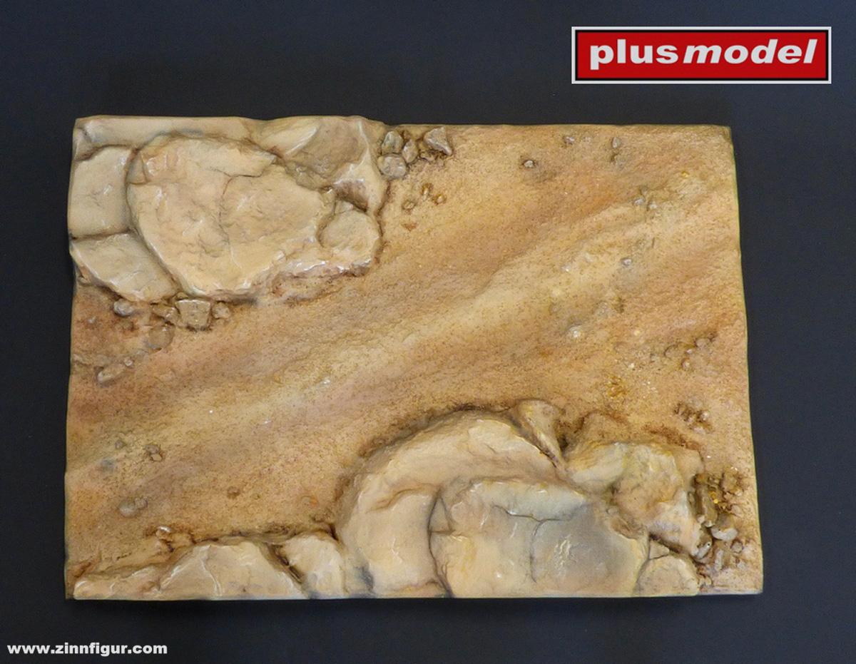 Plus Models Display Base - Pfad zwischen Felsen