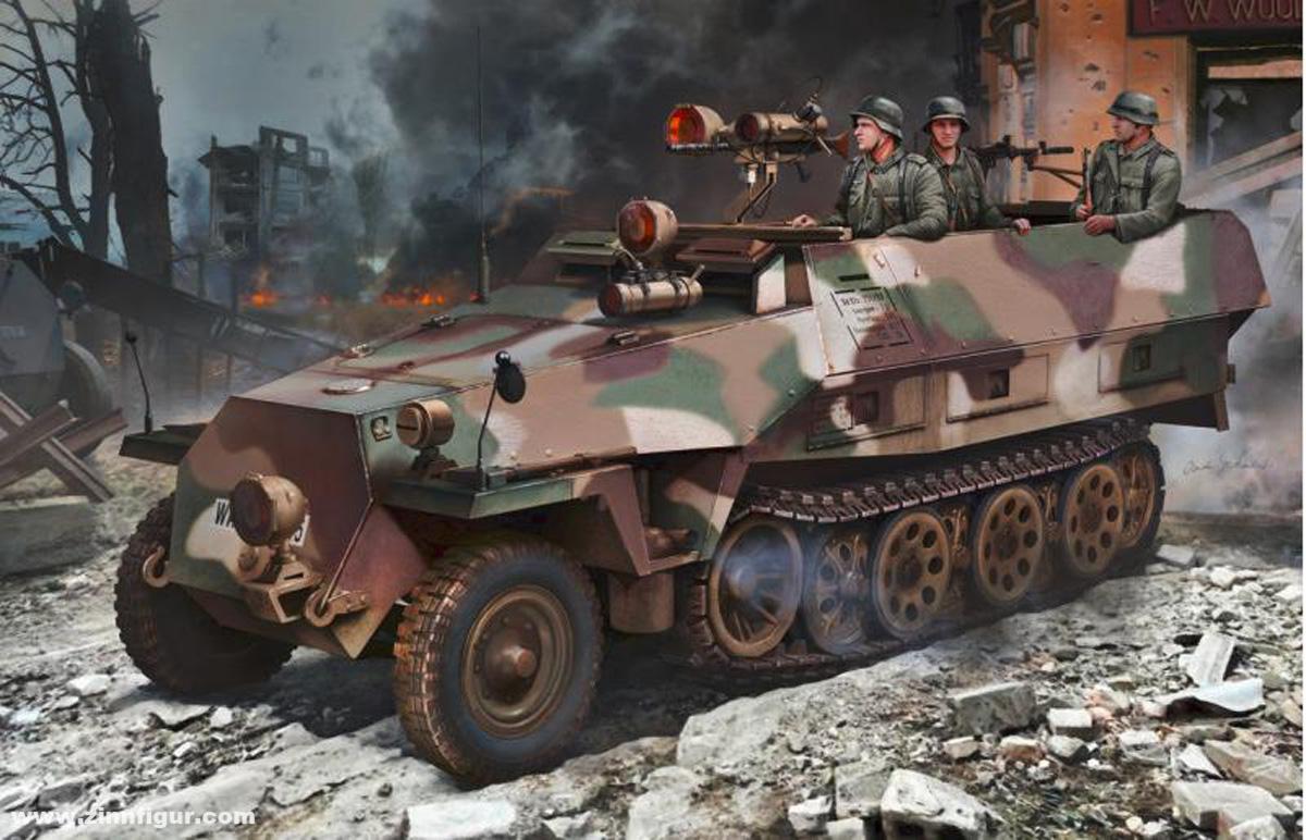 Dragon Models Sd.Kfz.251/1 Ausf. D 'Nachtsicht Falke'