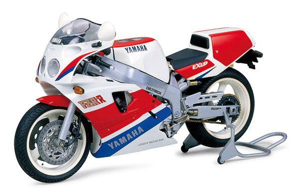 Tamiya Yamaha FZR750R (OW01)
