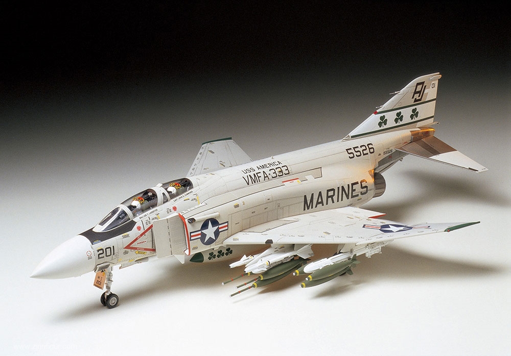 Tamiya F-4J Phantom II 'Marines'
