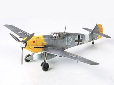 Tamiya Messerschmitt Bf 109E-4/7 TROP