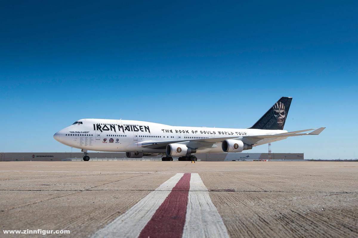 Revell Boeing 747-400 'Ed Force One'