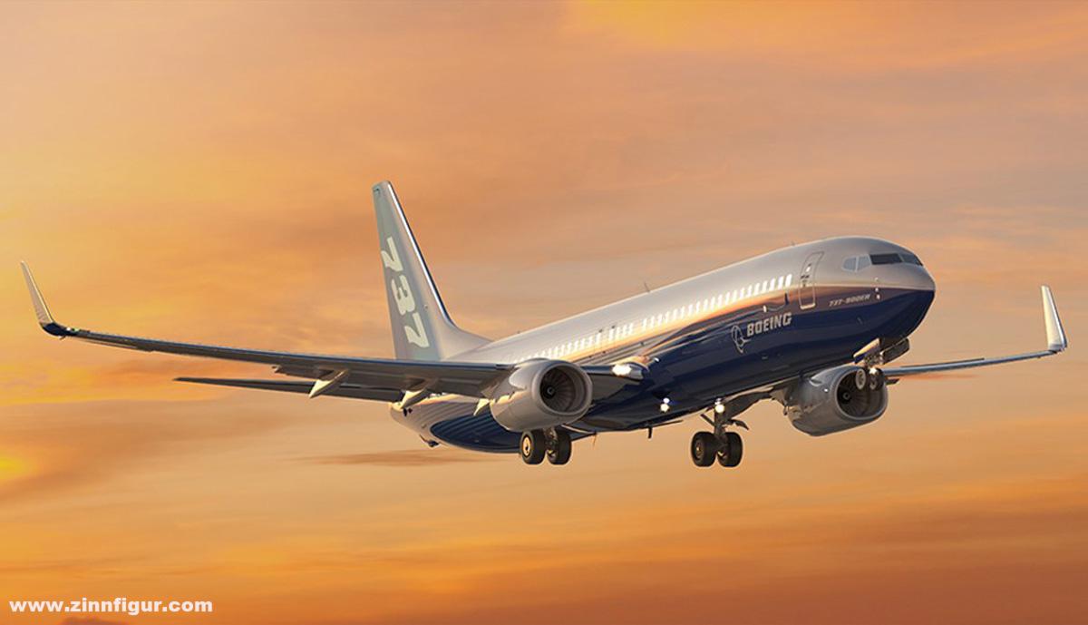 Revell Boeing 737-800