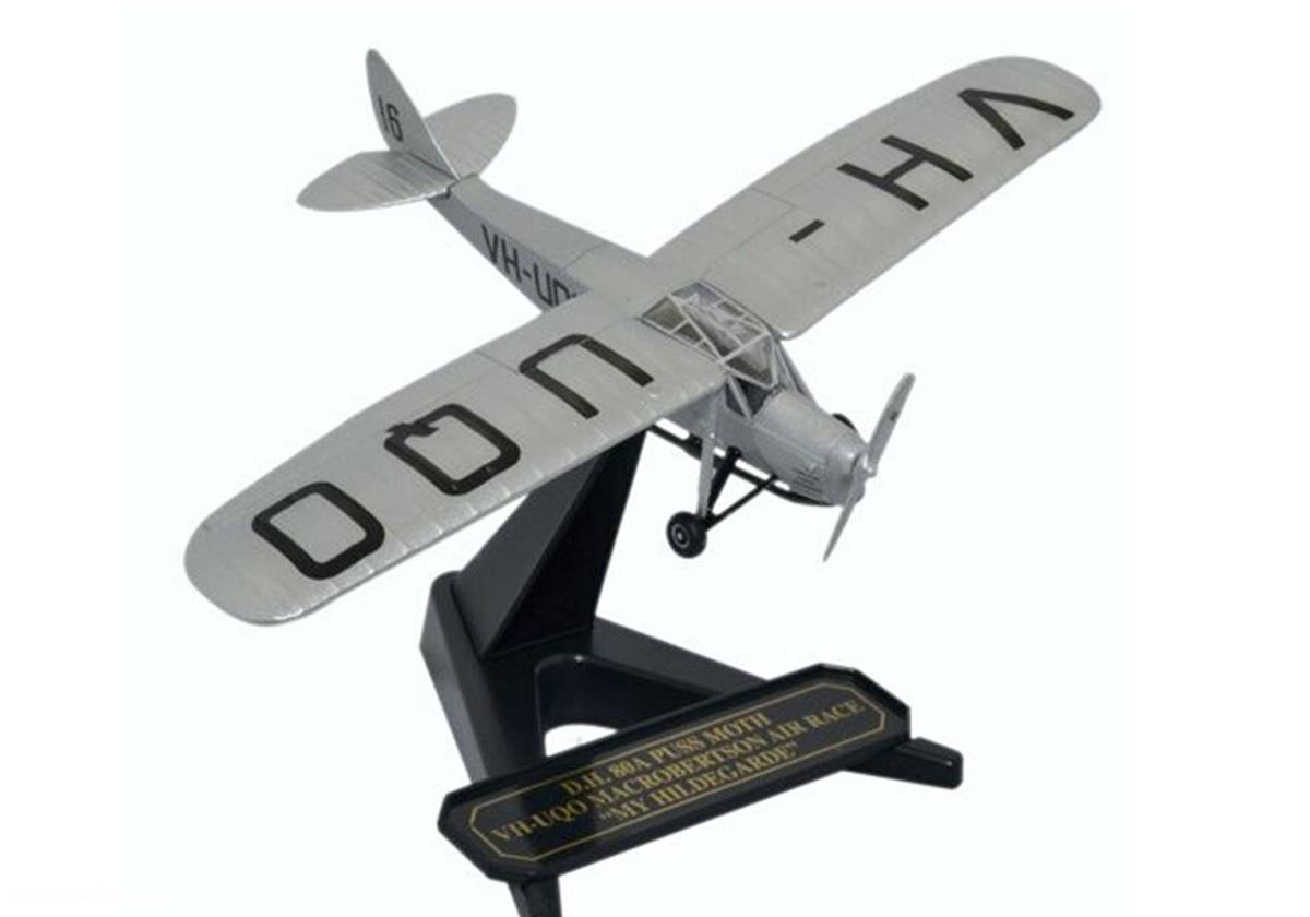 Oxford Diecast Ltd. DH80a Puss Moth VH-UQO My Hildegarde (Air Race)