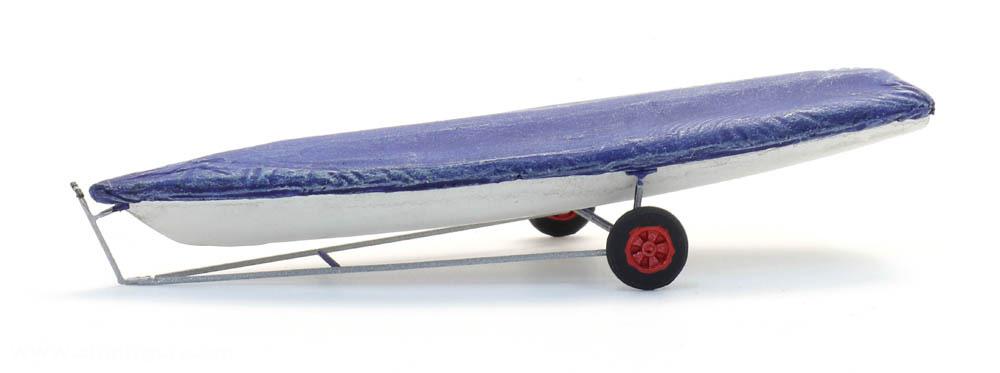 Artitec Segelboot Laser auf Anhänger