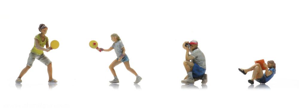 Artitec Camping-Glück: Spielen (4 Figuren)