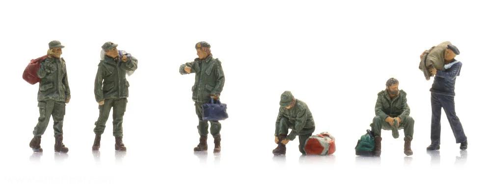 Artitec Wehrpflichtige auf dem Bahnsteig (6 Figuren)