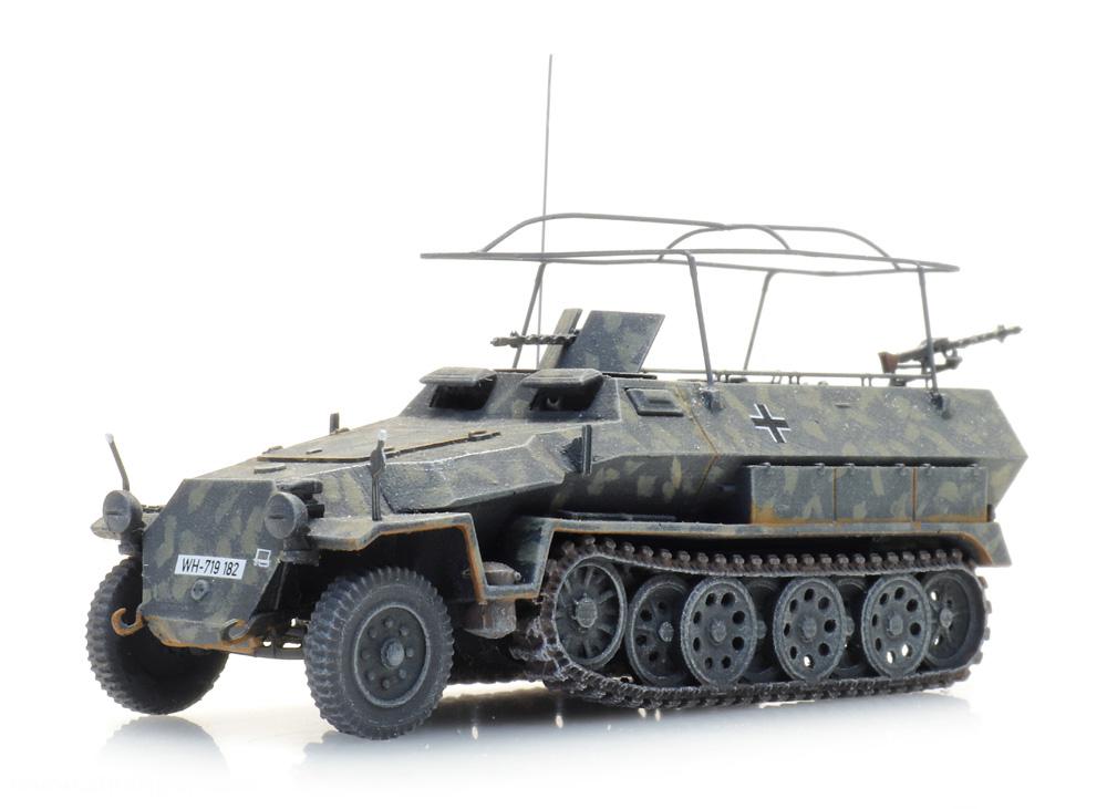Artitec Sd.Kfz. 251/3 Ausf.C Funkpanzerwagen - Camo-Grau