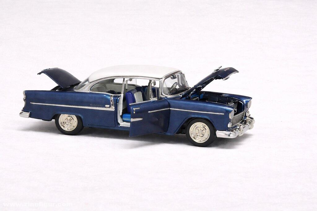 Atlantis Models 1955 Chevrolet Bel Air Hardtop 'US Route 66'