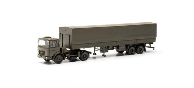 HERPA Miniaturmodelle MAN F8 Planen-Sattelzug 'Bundeswehr'