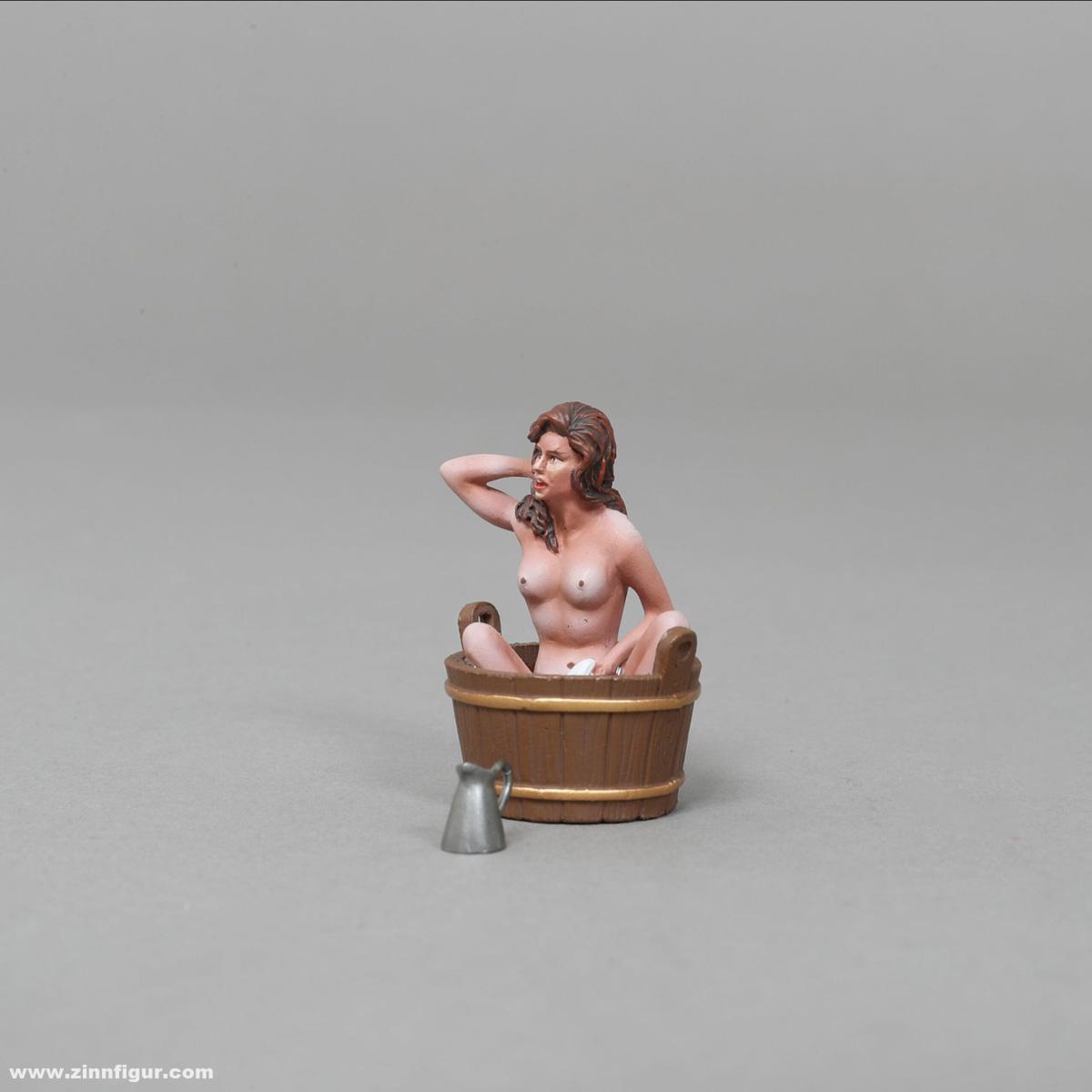 Thomas Gunn Miniatures Penny - Mädchen im Badezuber