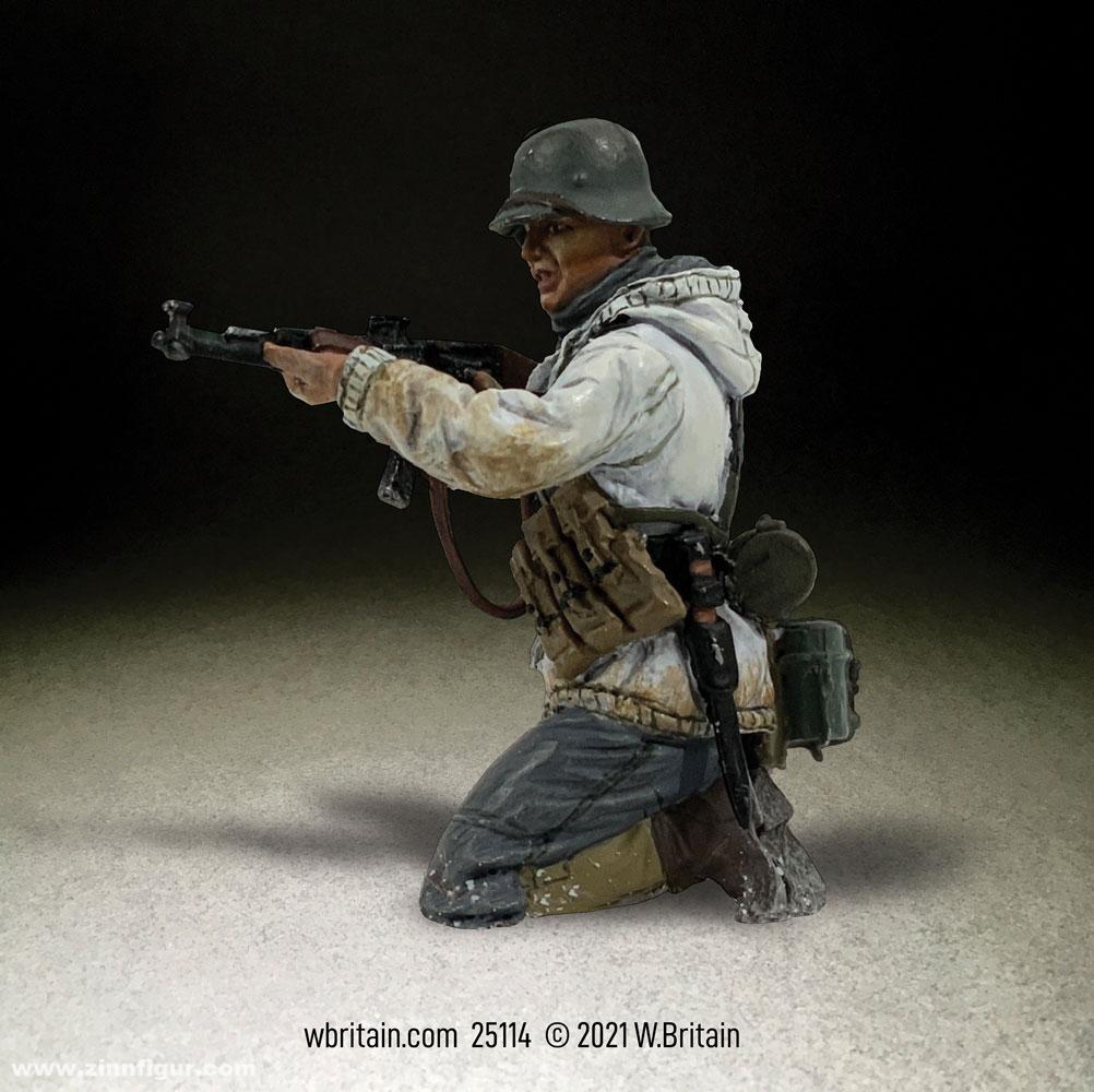 W. Britain Grenadier in Parka mit Stg.44 - kniend