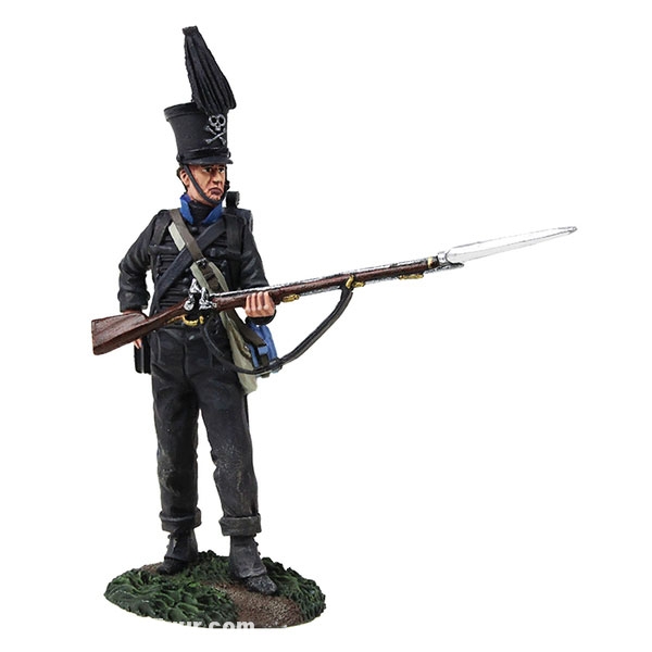 W. Britain Musketier, Leib Battalion, nach Patrone greifend