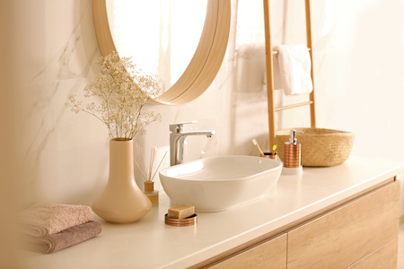 Badmöbel auf Rechnung kaufen