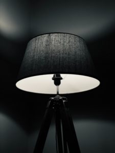 Stehlampe auf Rechnung kaufen